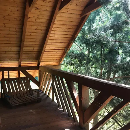 Lesny Zakatek Lubiatowo (Pomerania)